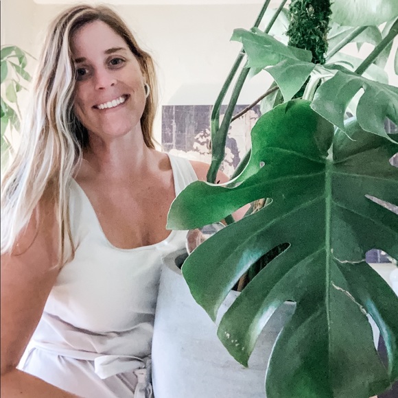 Meet your Posher, Nikki - Picture 2 of 3